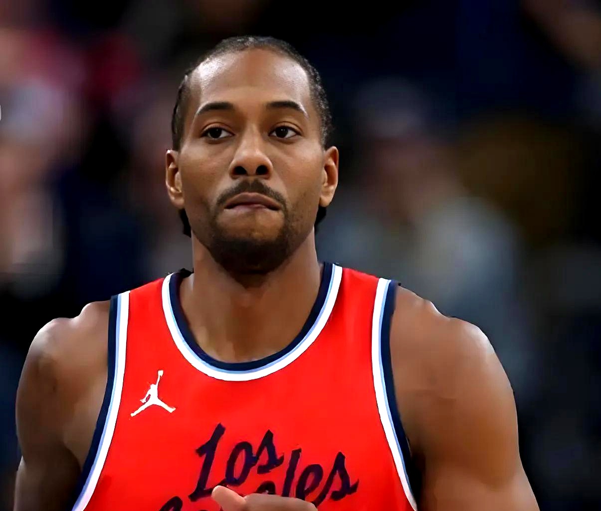 亚博体育- 德罗巴连续七场比赛得分超过领先优势明显，快船不断突破！引发球迷热议