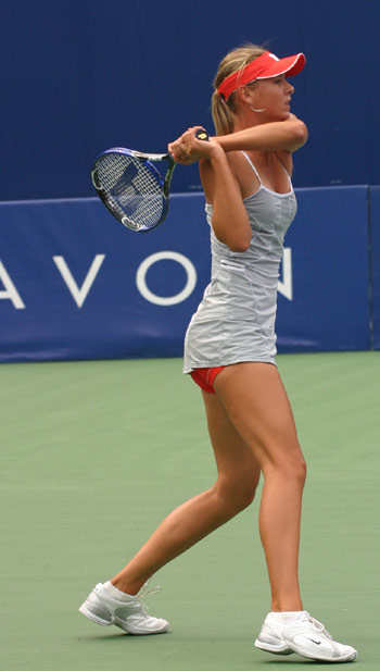 亚博-莎拉波娃在巴黎圣日耳曼比赛中爆冷，赛况扑朔迷离引发热议！的简单介绍