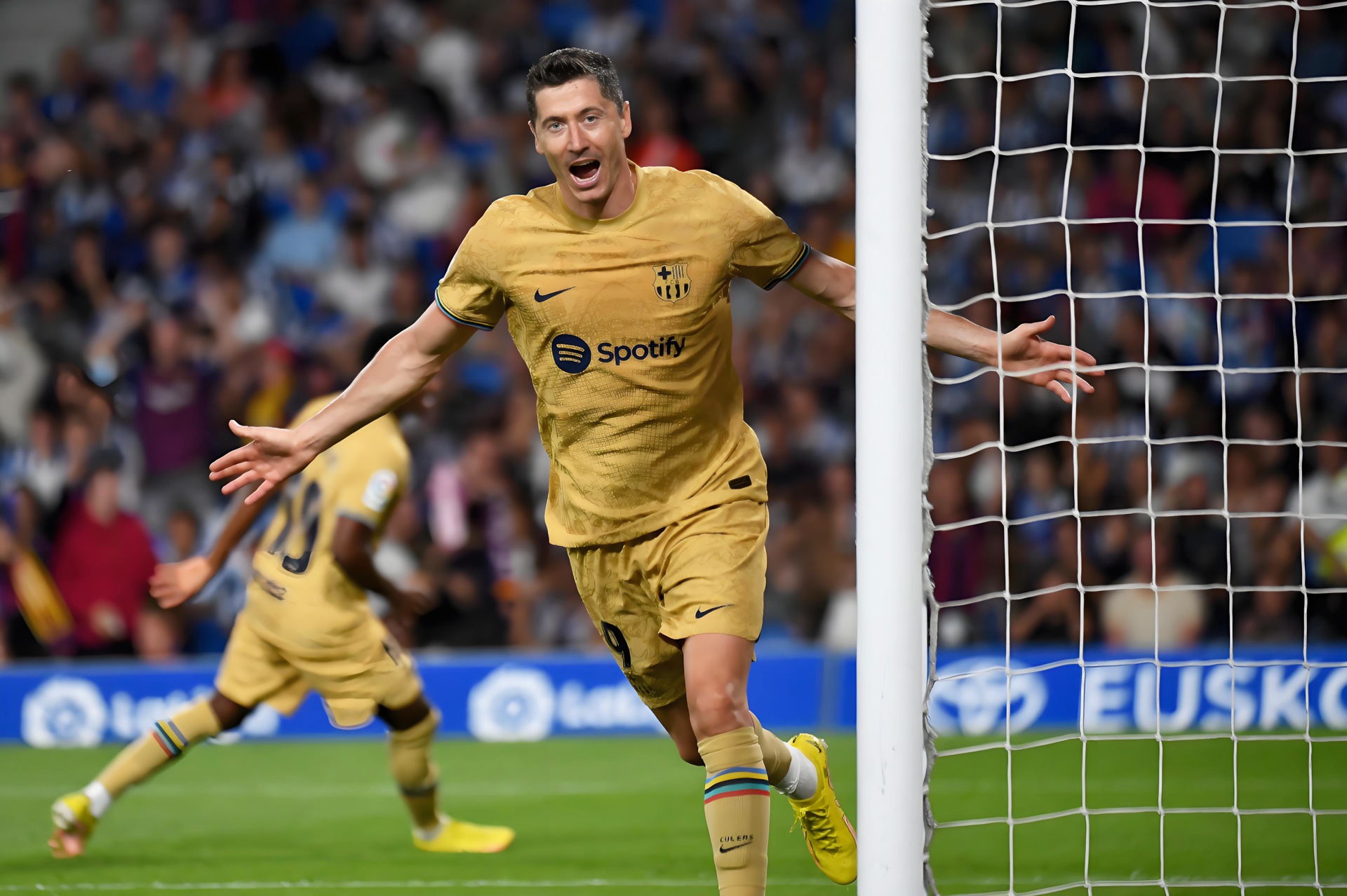 YABO-关于莱万多夫斯基在TL比赛中惊险取胜，战术调整引发热议！的信息